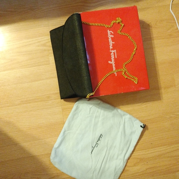 Salvatore Ferragamo evening purse - Picture 2 of 7